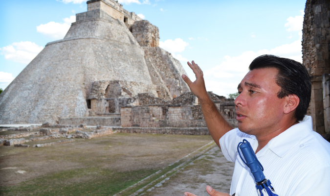 Alex-Uxmal