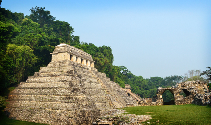 palenque-temple-side