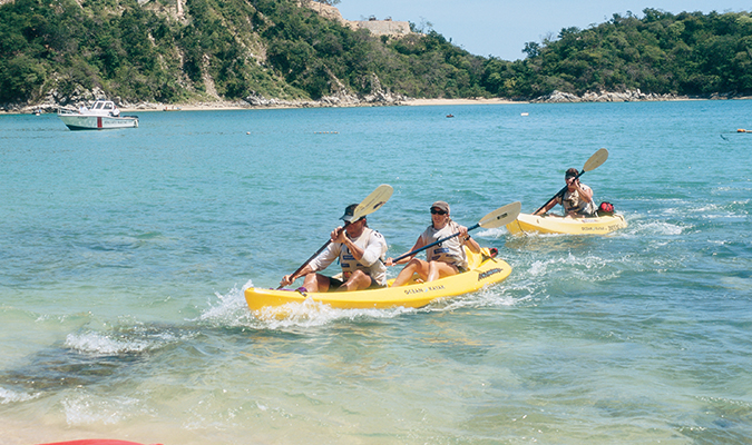 kayaking-huatulco-oaxaca-adventure