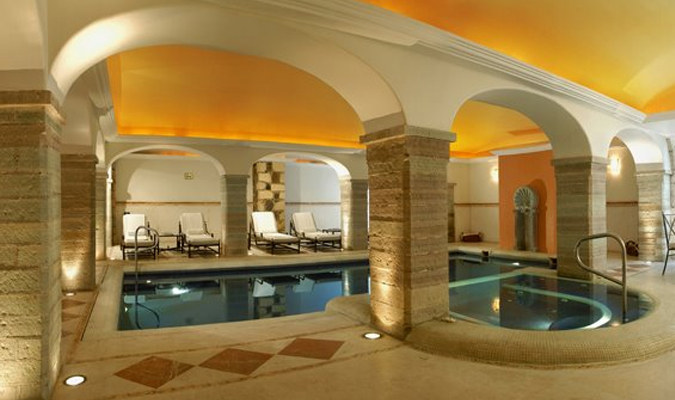 villa-maria-cristina-pool-indoor