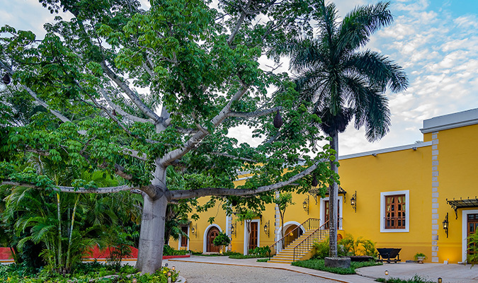 hacienda-xcanatun-main-bulding