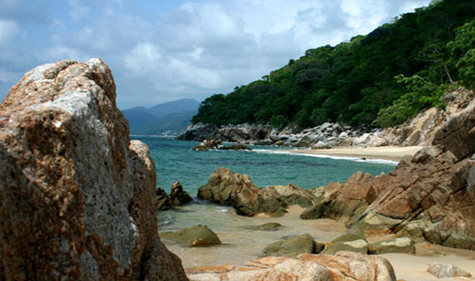 xinalani-wellness-beach