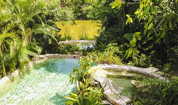 quinta-chanabnal-pool-and-lagoon