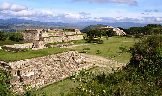 monte-alban-ruins-oaxaca