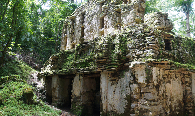 yaxchilan-archaeological-site