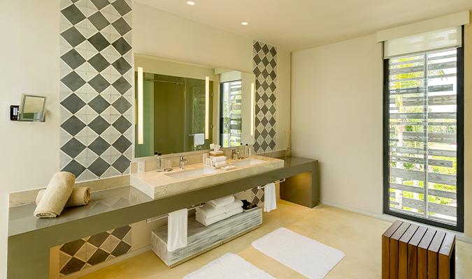 Andaz-Mayakoba-presidential-suite-bathroom