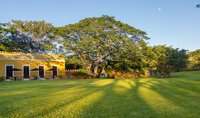 chable-resort-yellow-house