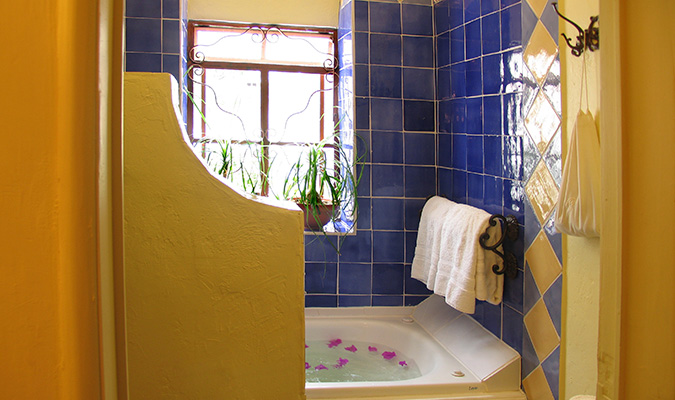 villa-ganz-bathroom