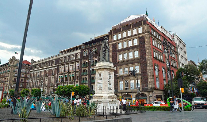 zocalo-central-exterior